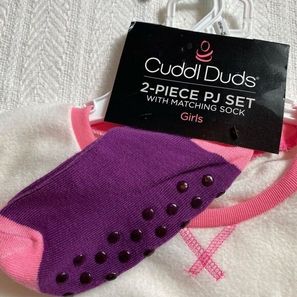 Cuddl Duds Girl’s Small (6/6x) Top, Pants & Socks Pajama Set - Picture 3 of 6